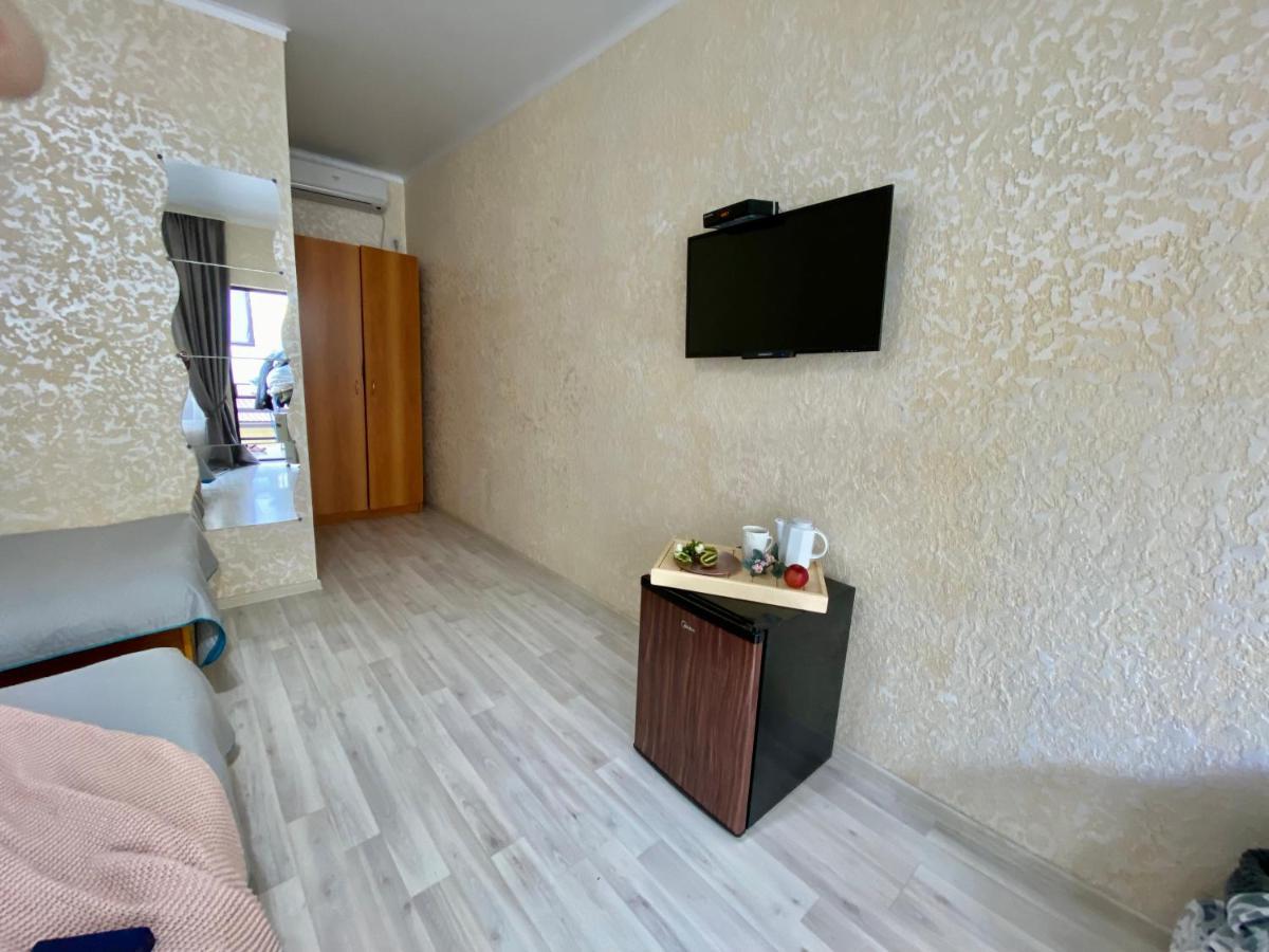 Мини-Отель Дарья В Пицунде Pizunda Exterior photo